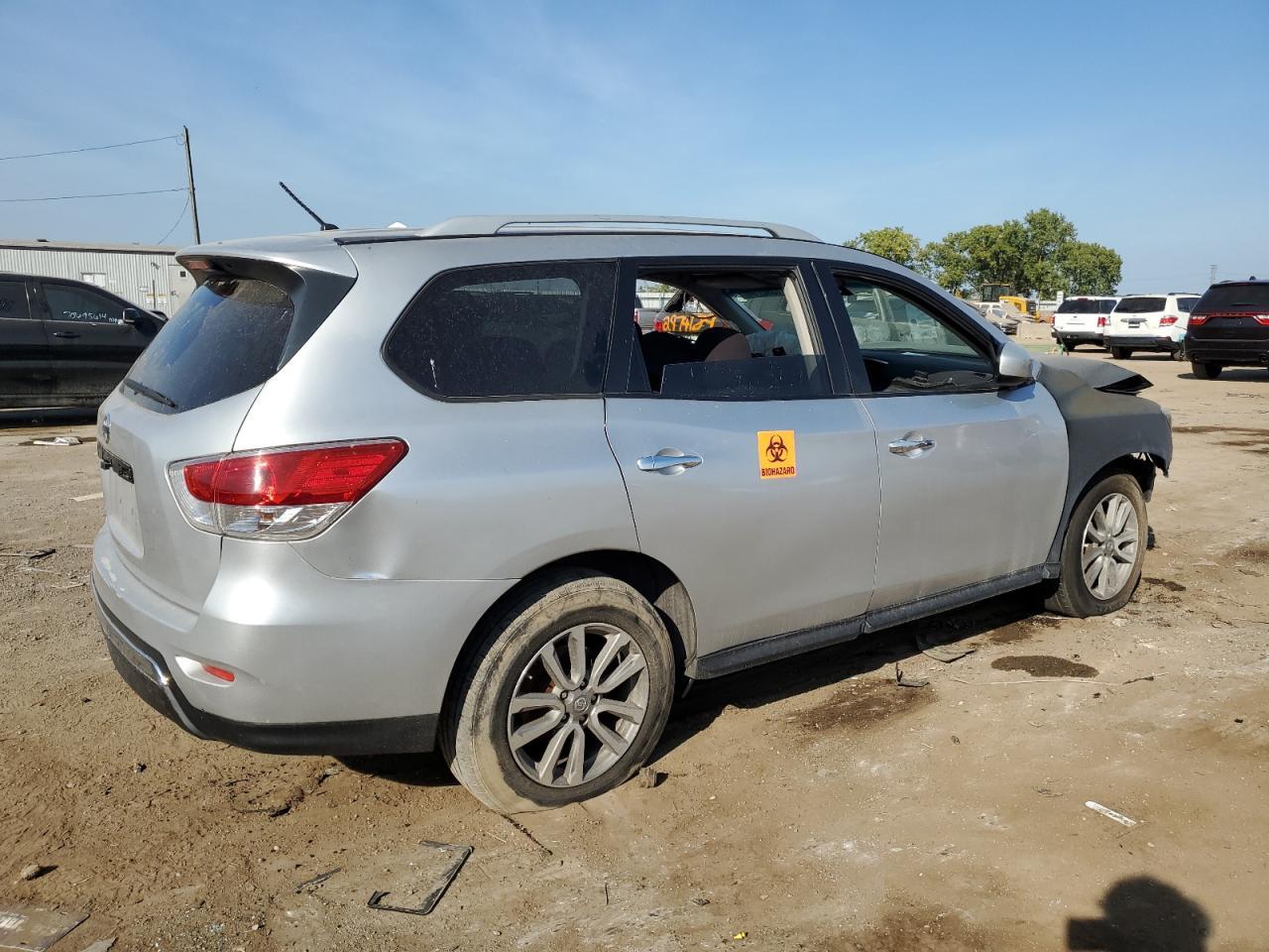 2016 NISSAN PATHFINDER