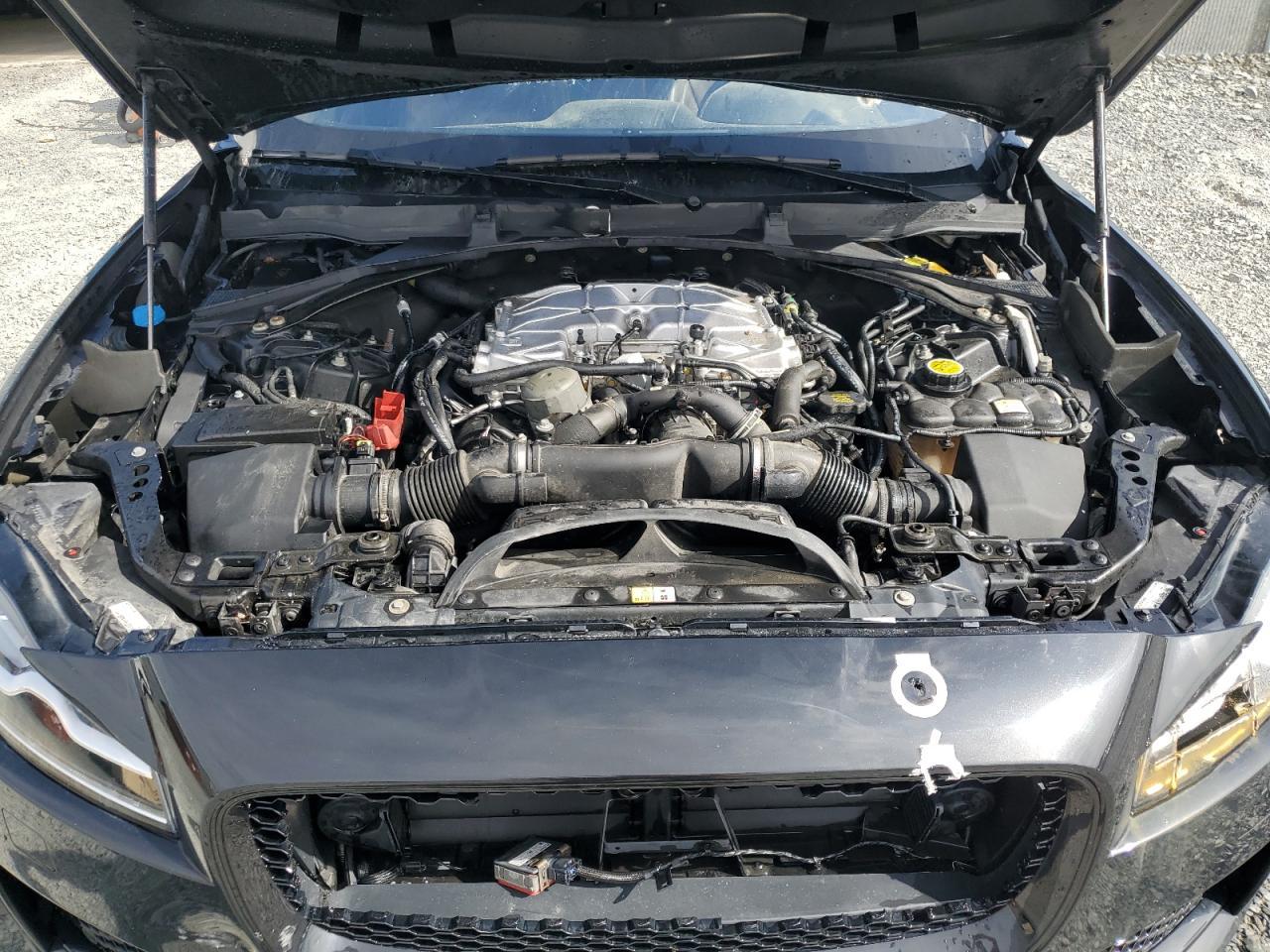 2019 JAGUAR F-Pace
