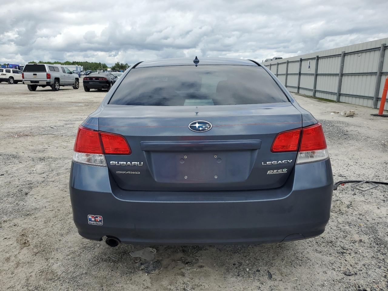2014 SUBARU Legacy