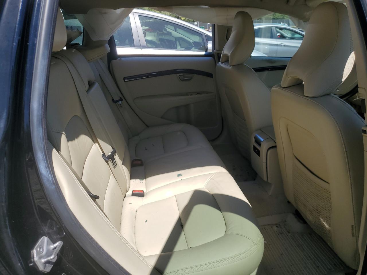2016 VOLVO XC70