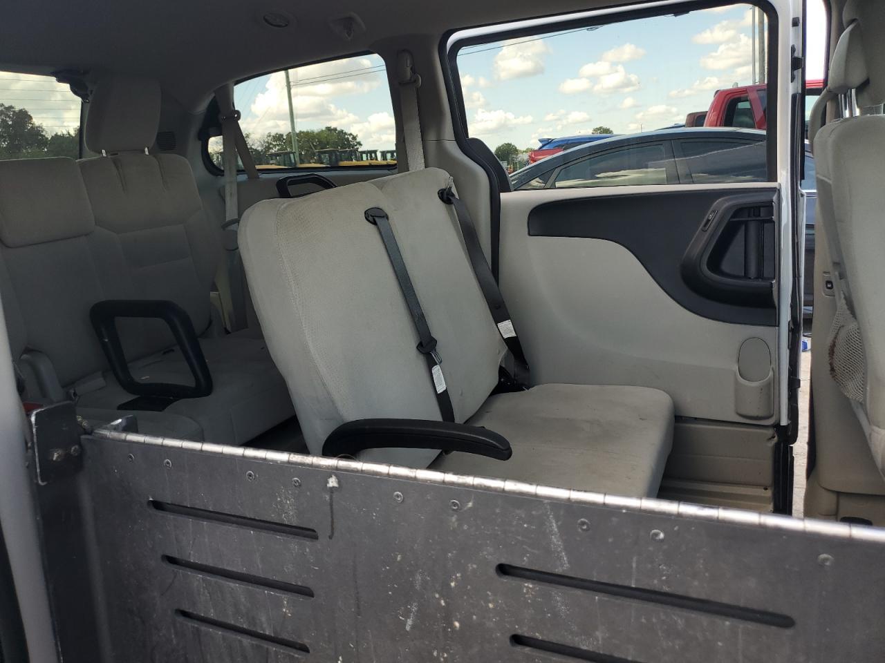 2014 DODGE CARAVAN