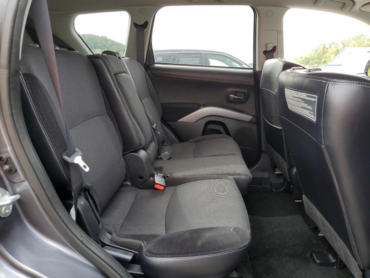 2012 MITSUBISHI outlander