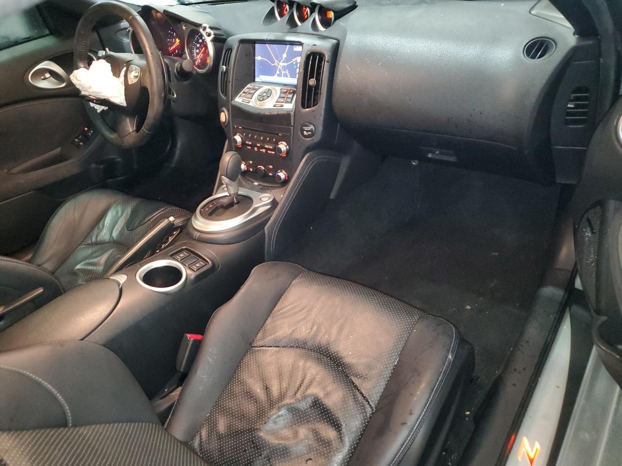 2016 NISSAN 370Z