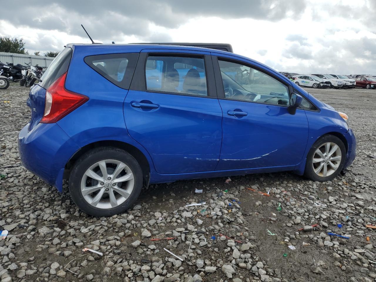 2016 NISSAN Versa Note