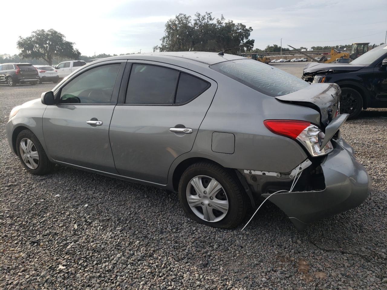 2014 NISSAN VERSA