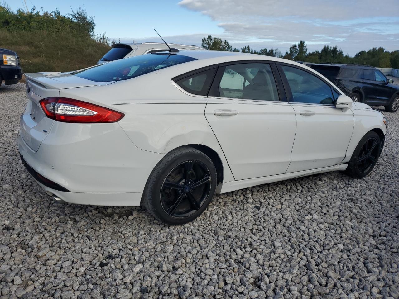 2016 FORD FUSION