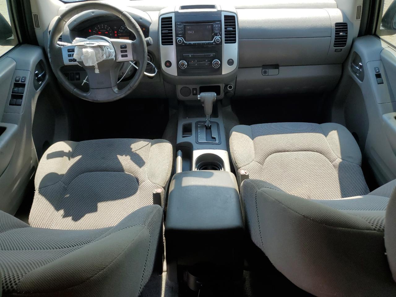 2016 NISSAN Frontier