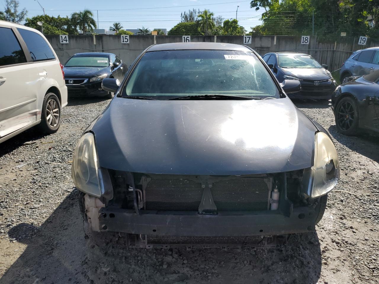 2010 NISSAN ALTIMA