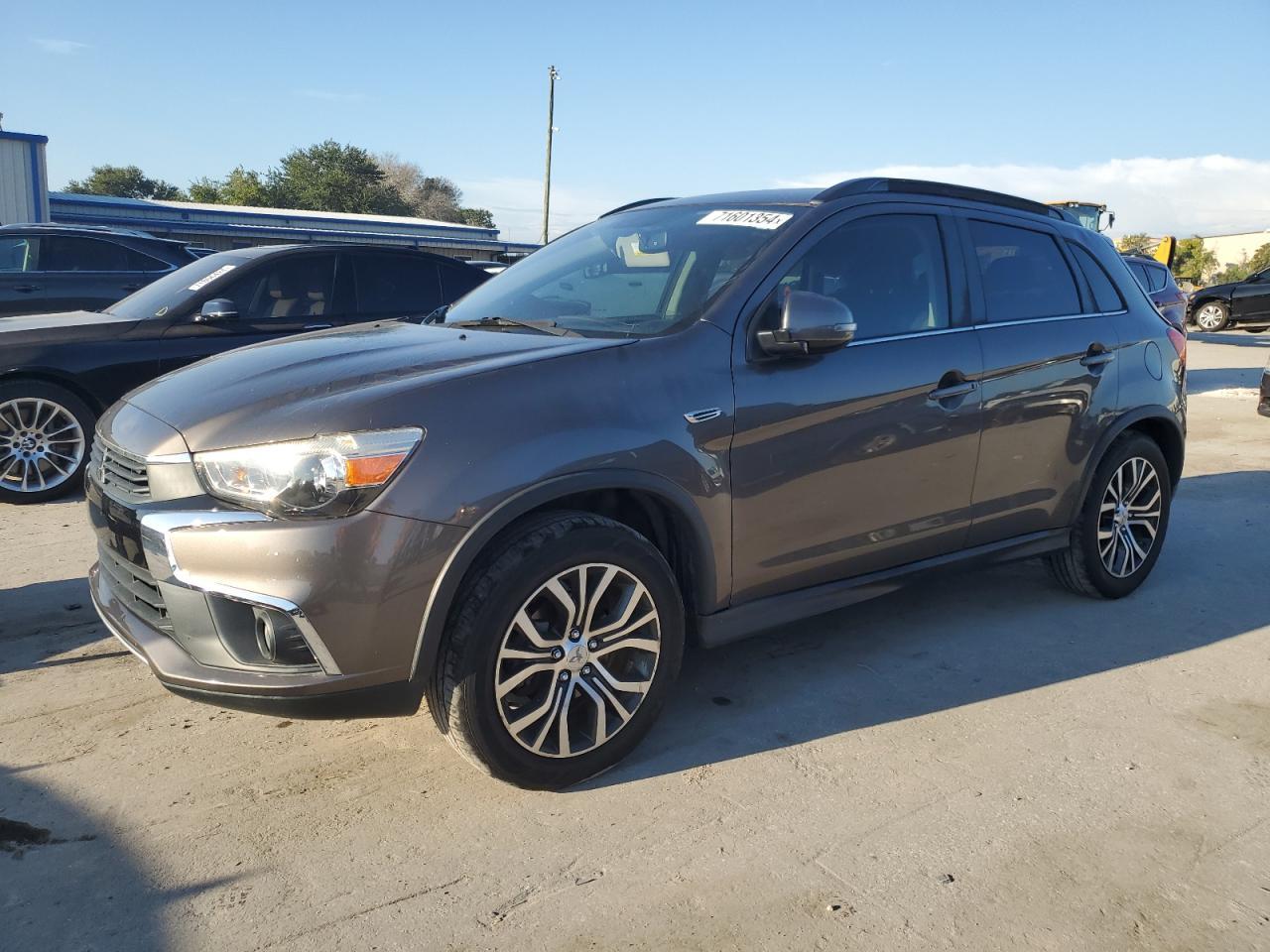 2017 MITSUBISHI outlander
