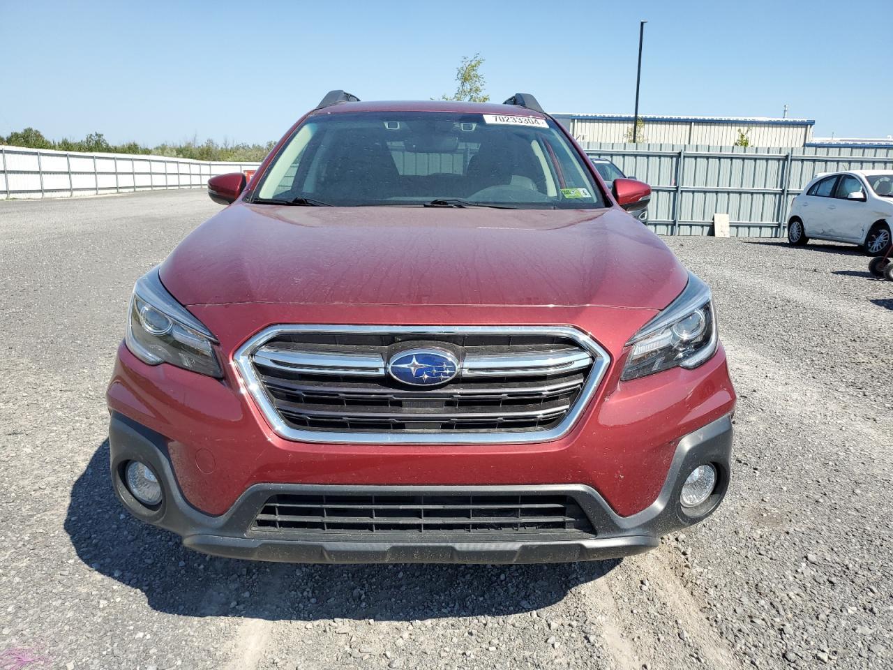 2018 SUBARU Outback