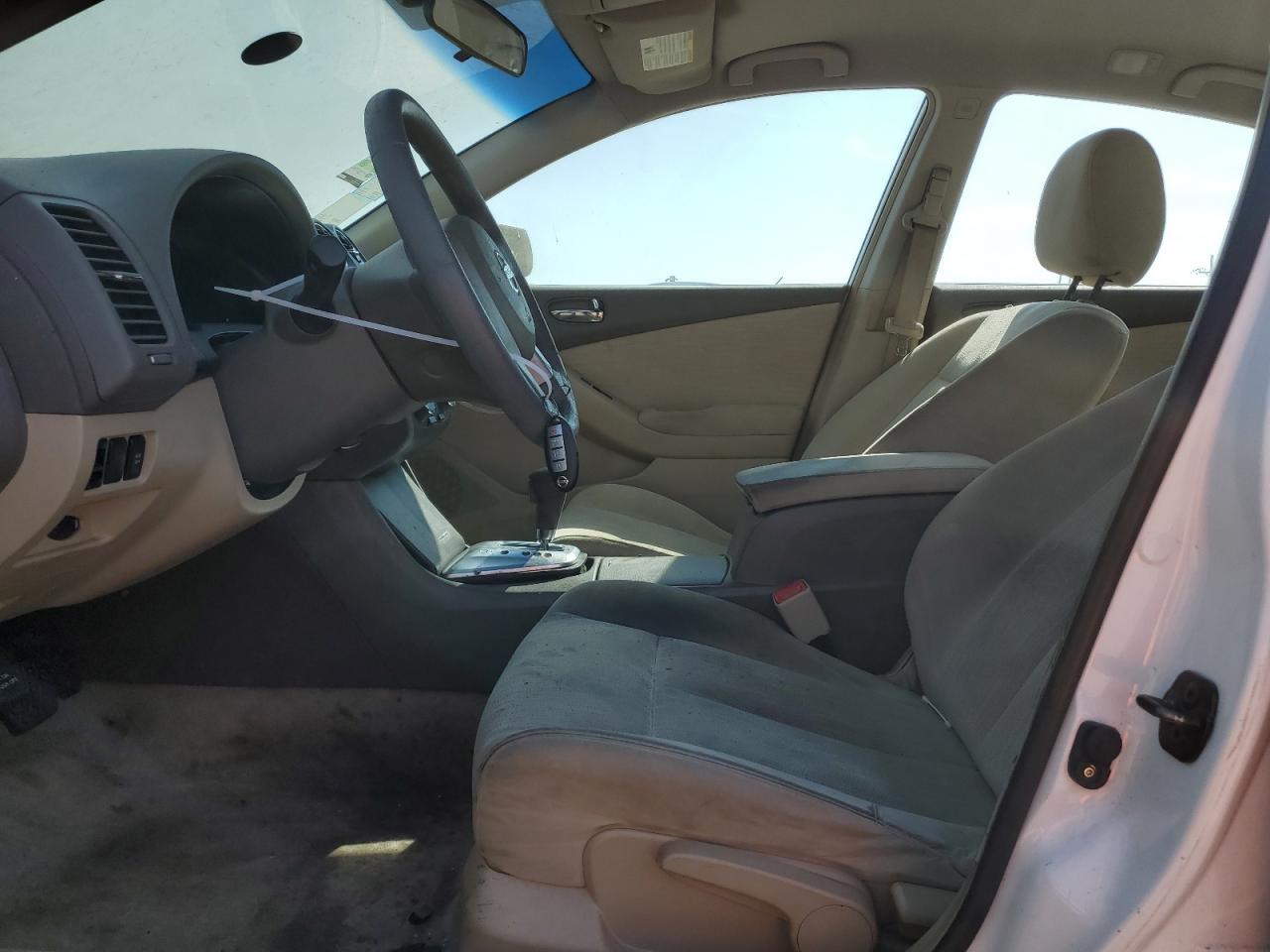 2010 NISSAN ALTIMA