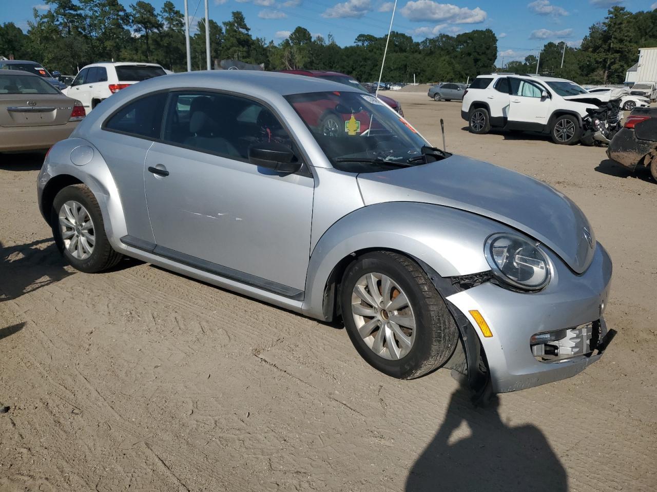 2014 VOLKSWAGEN Beetle