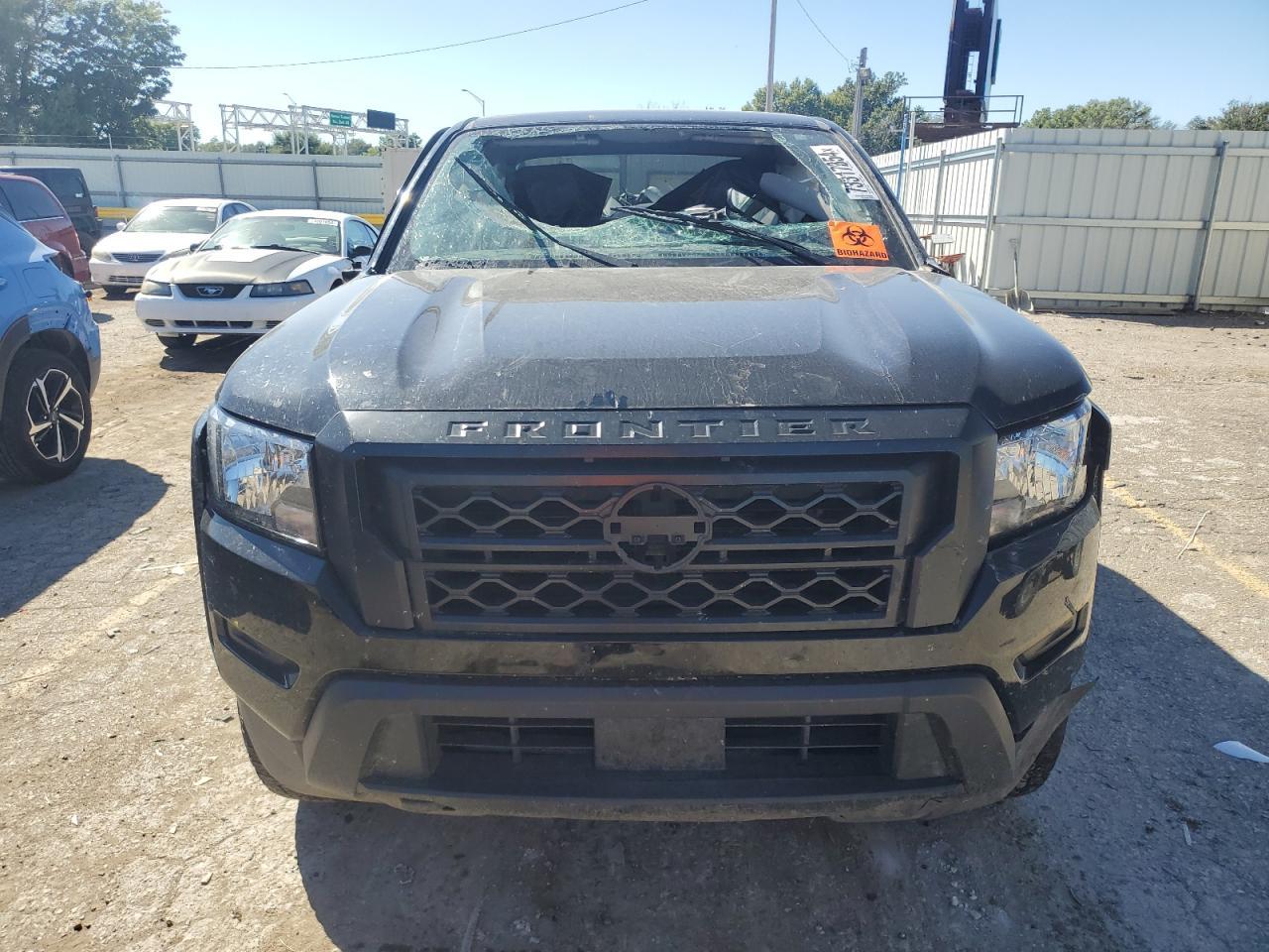 2023 NISSAN Frontier