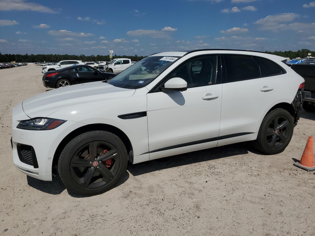 2019 JAGUAR F-Pace
