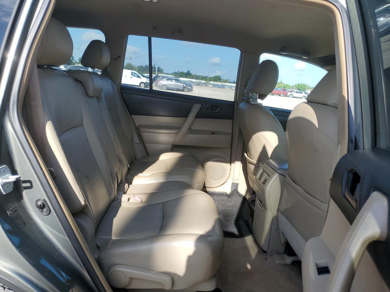 2008 TOYOTA HIGHLANDER
