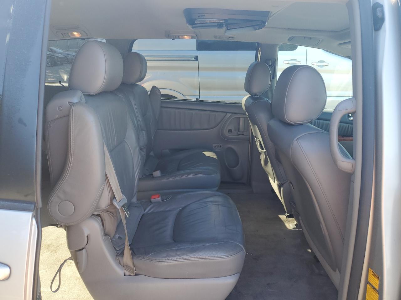 2006 TOYOTA SIENNA