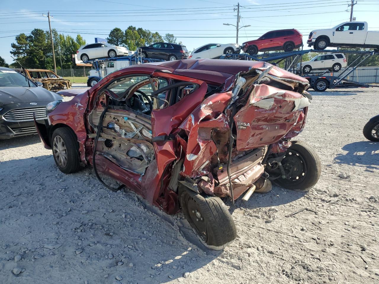 2018 NISSAN VERSA