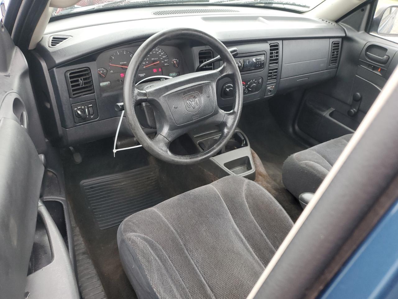 2004 DODGE Dakota