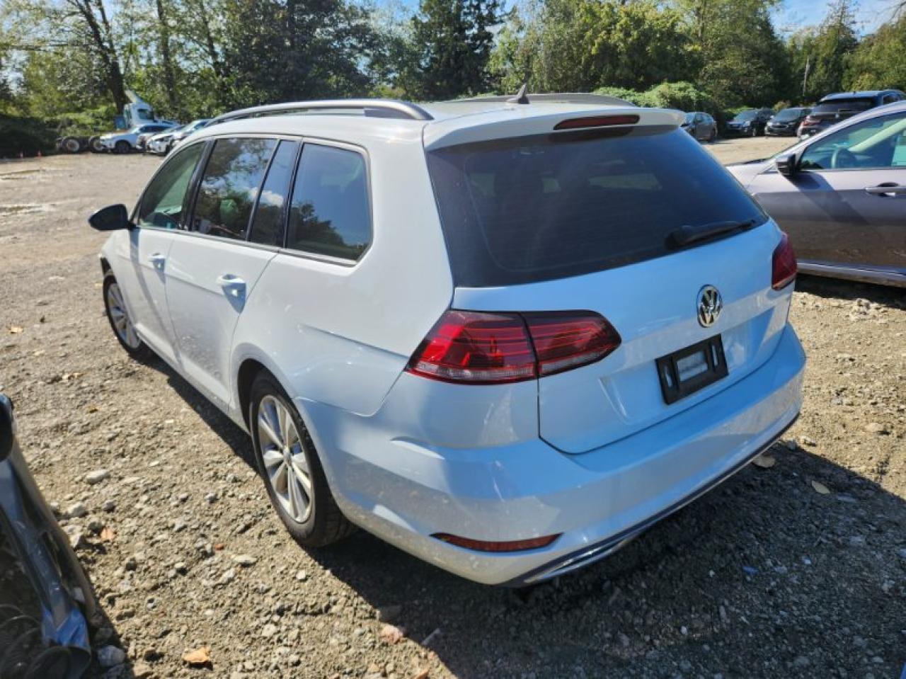 2019 VOLKSWAGEN GOLF