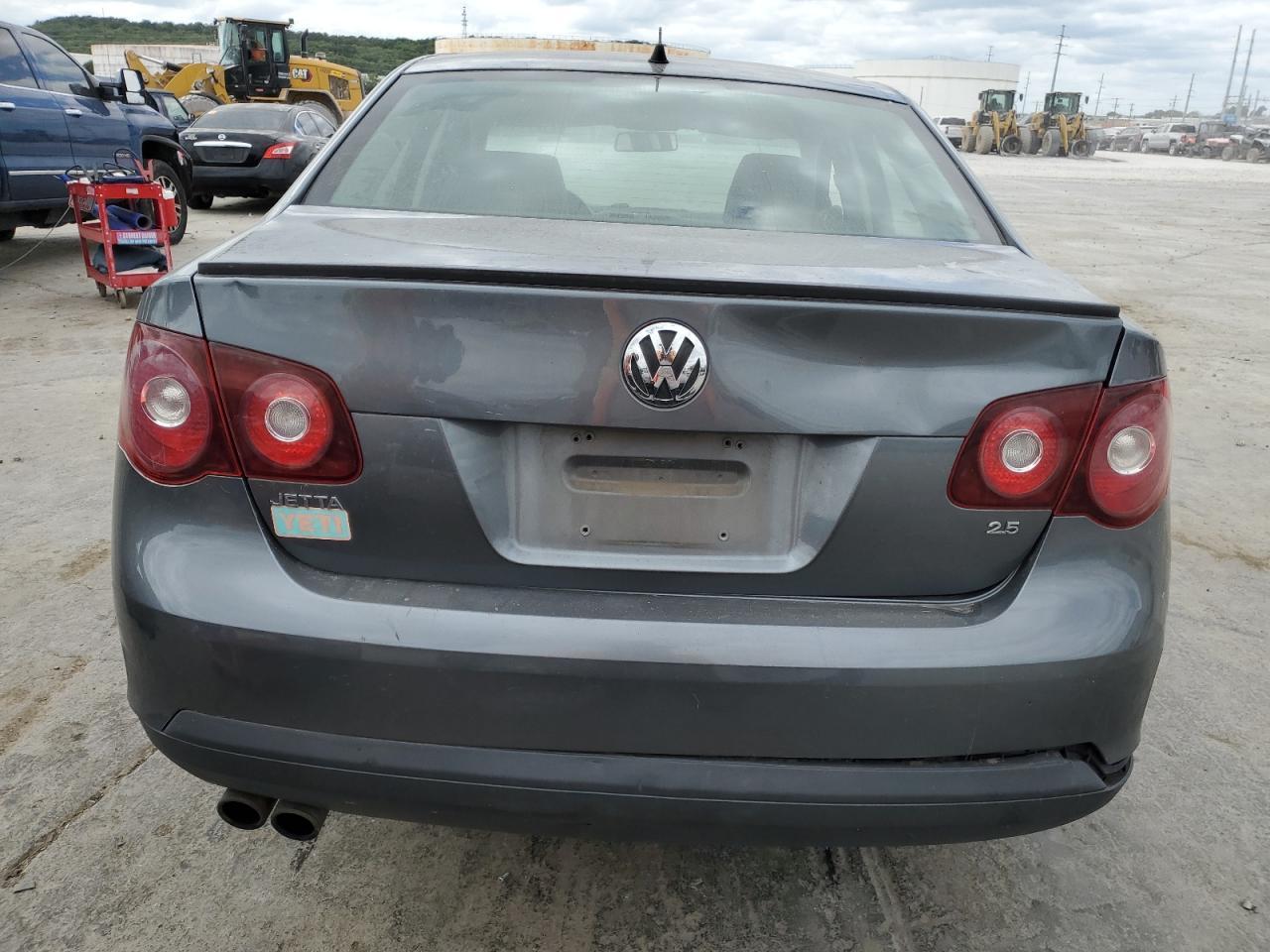 2010 VOLKSWAGEN JETTA