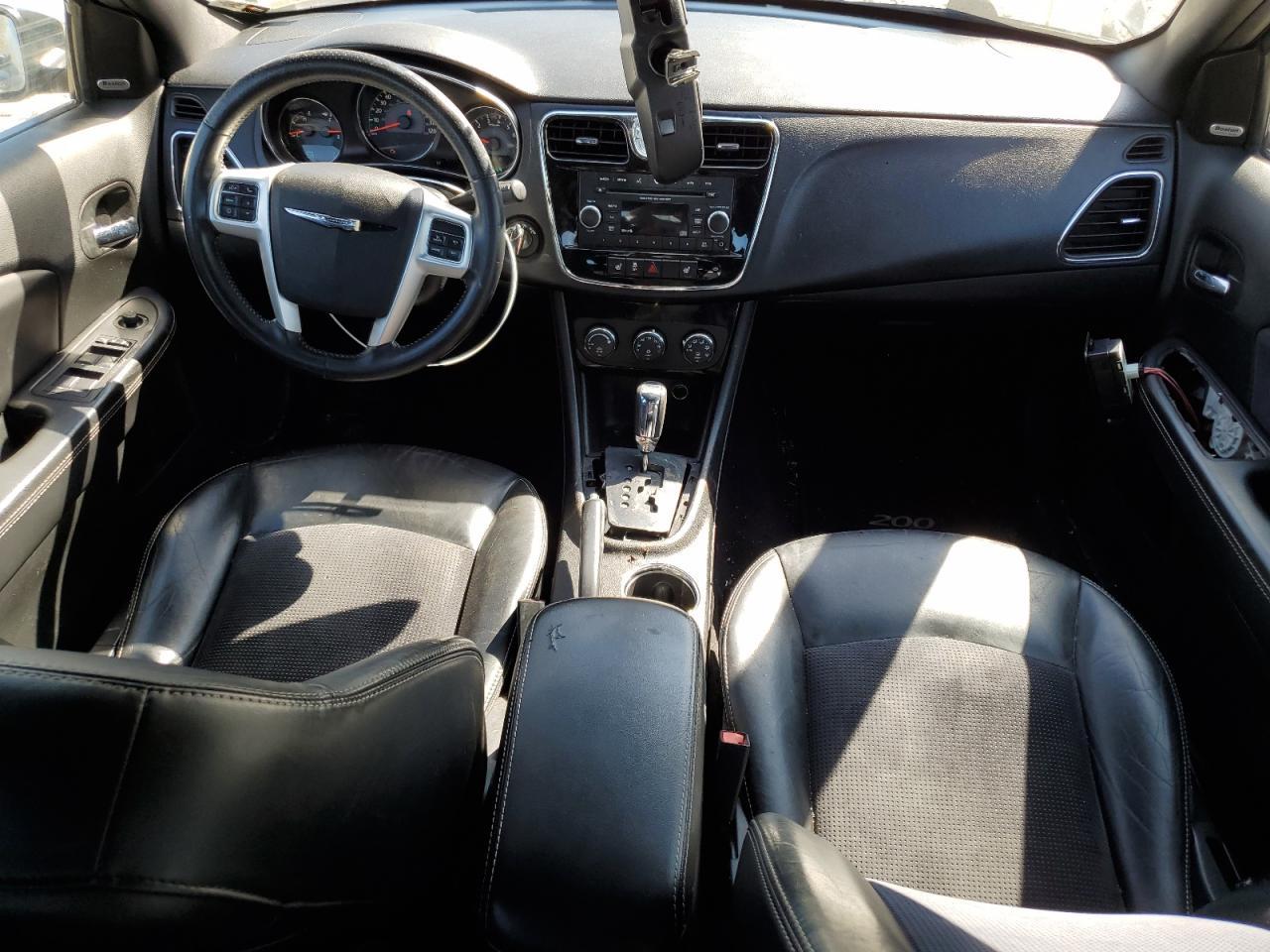 2014 CHRYSLER 200