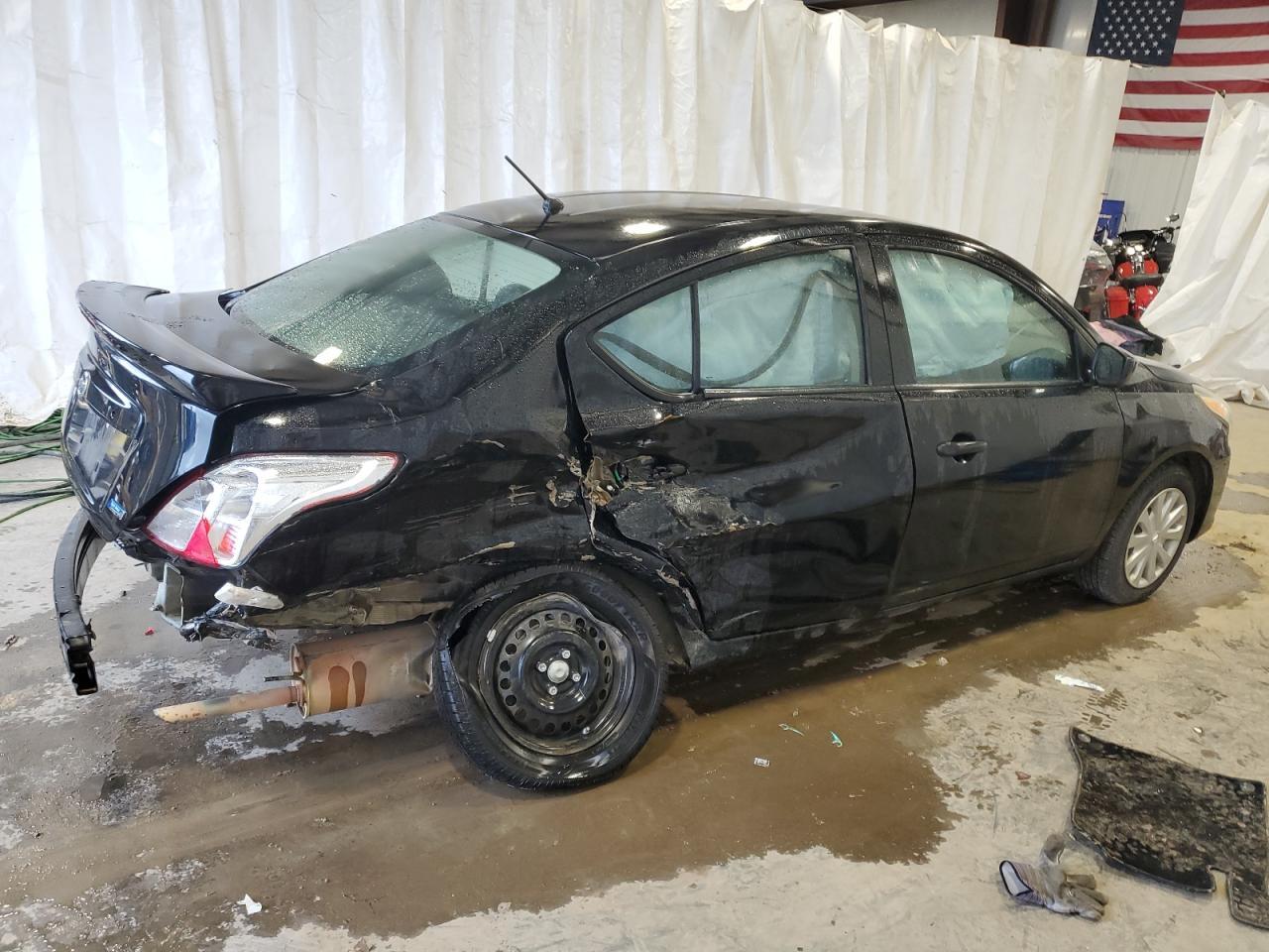 2016 NISSAN VERSA