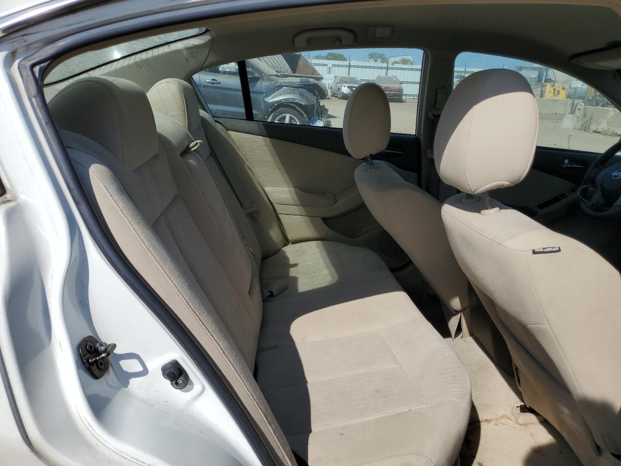 2010 NISSAN ALTIMA