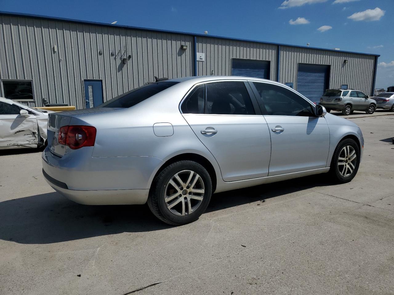 2006 VOLKSWAGEN JETTA