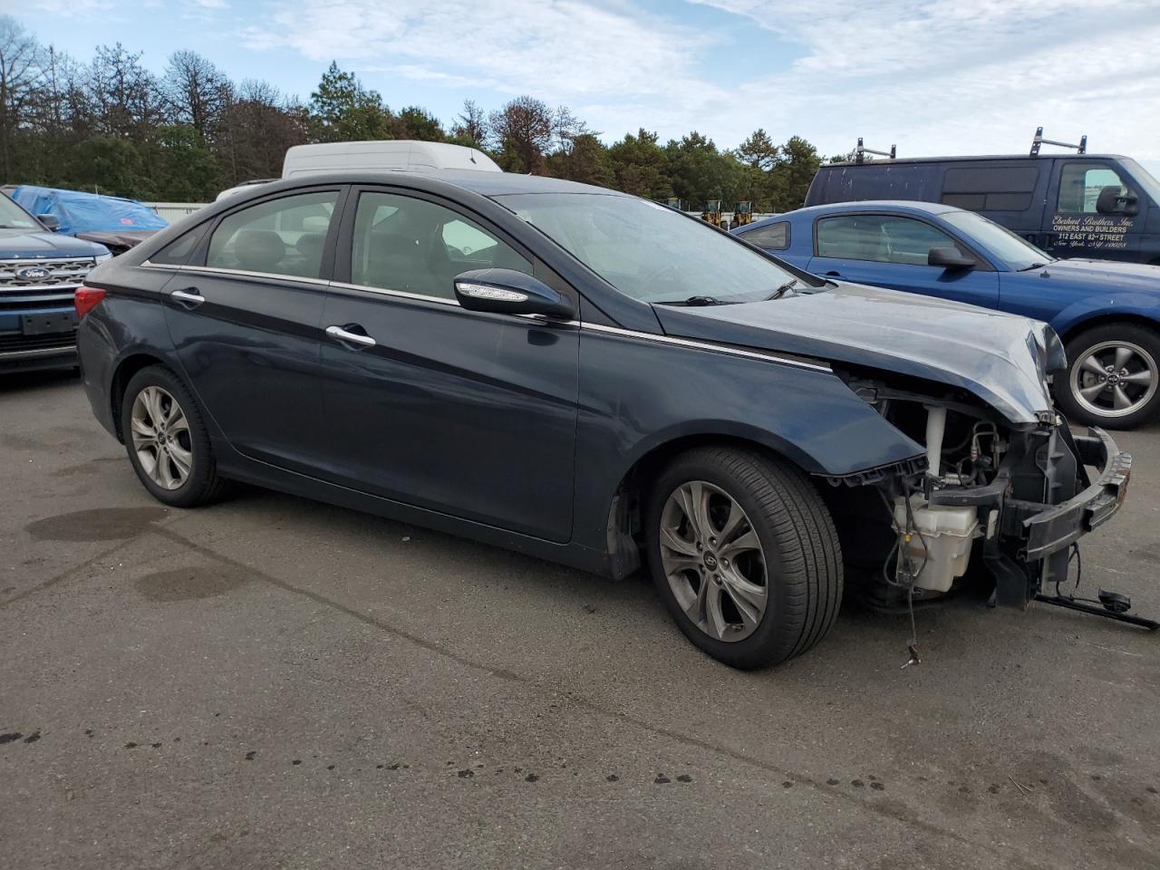 2011 HYUNDAI SONATA
