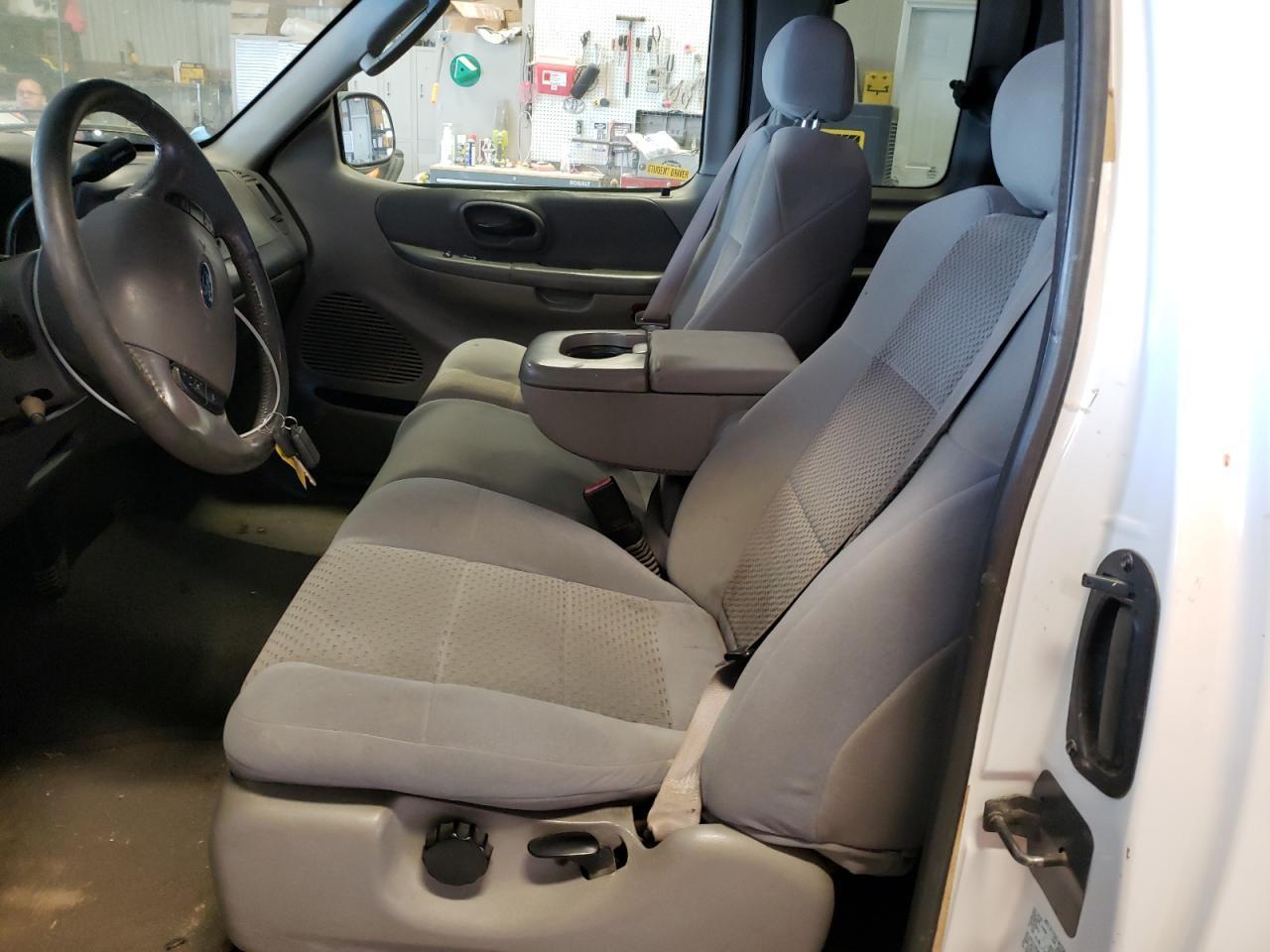 2004 FORD F-150