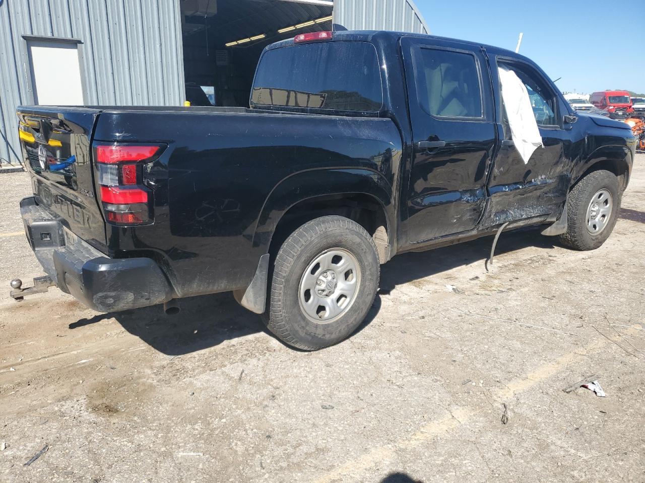 2023 NISSAN Frontier