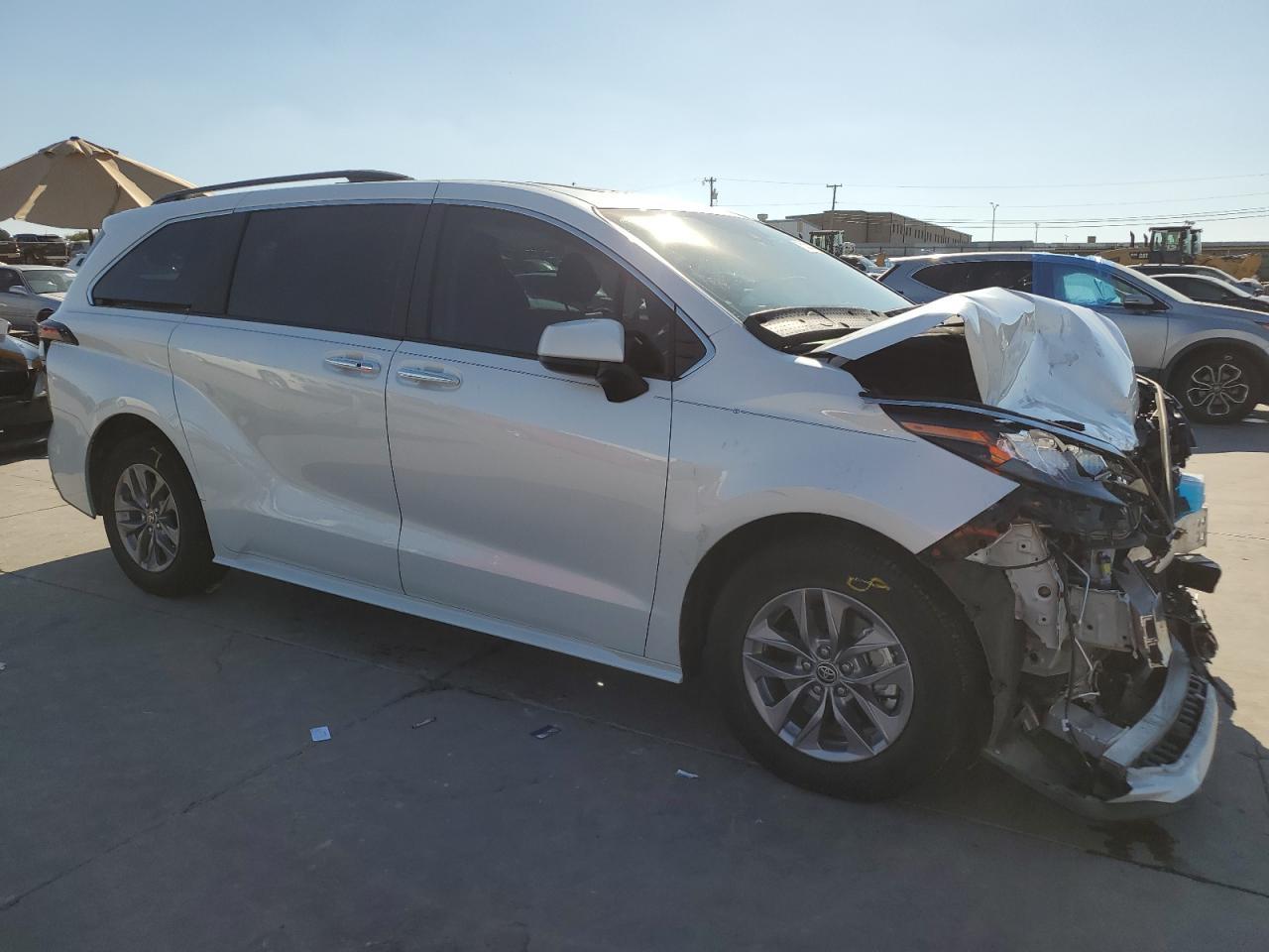 2024 TOYOTA SIENNA