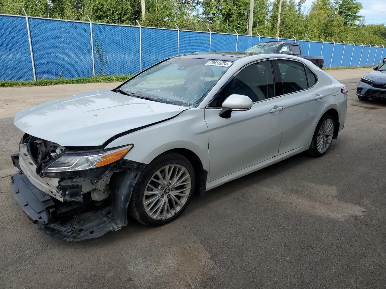 2018 TOYOTA CAMRY