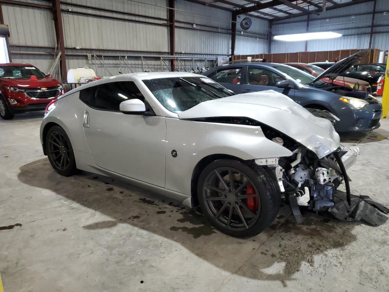 2016 NISSAN 370Z