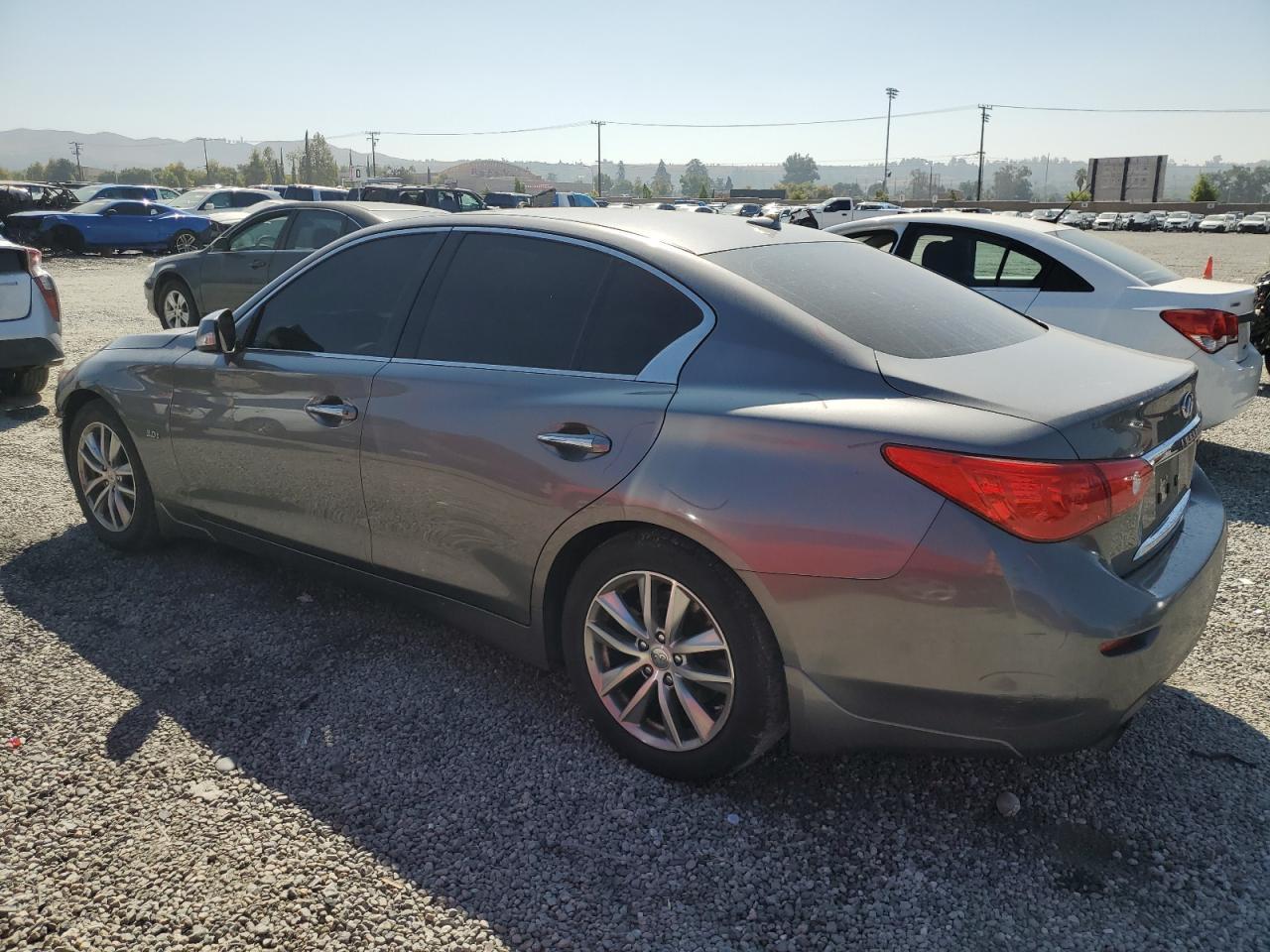 2016 INFINITI Q50