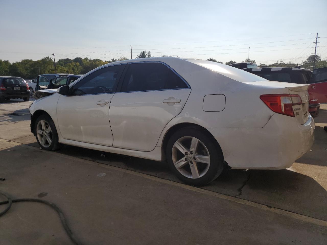 2014 TOYOTA CAMRY