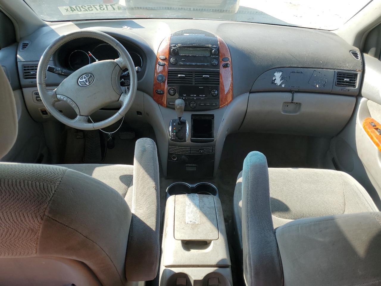 2006 TOYOTA SIENNA