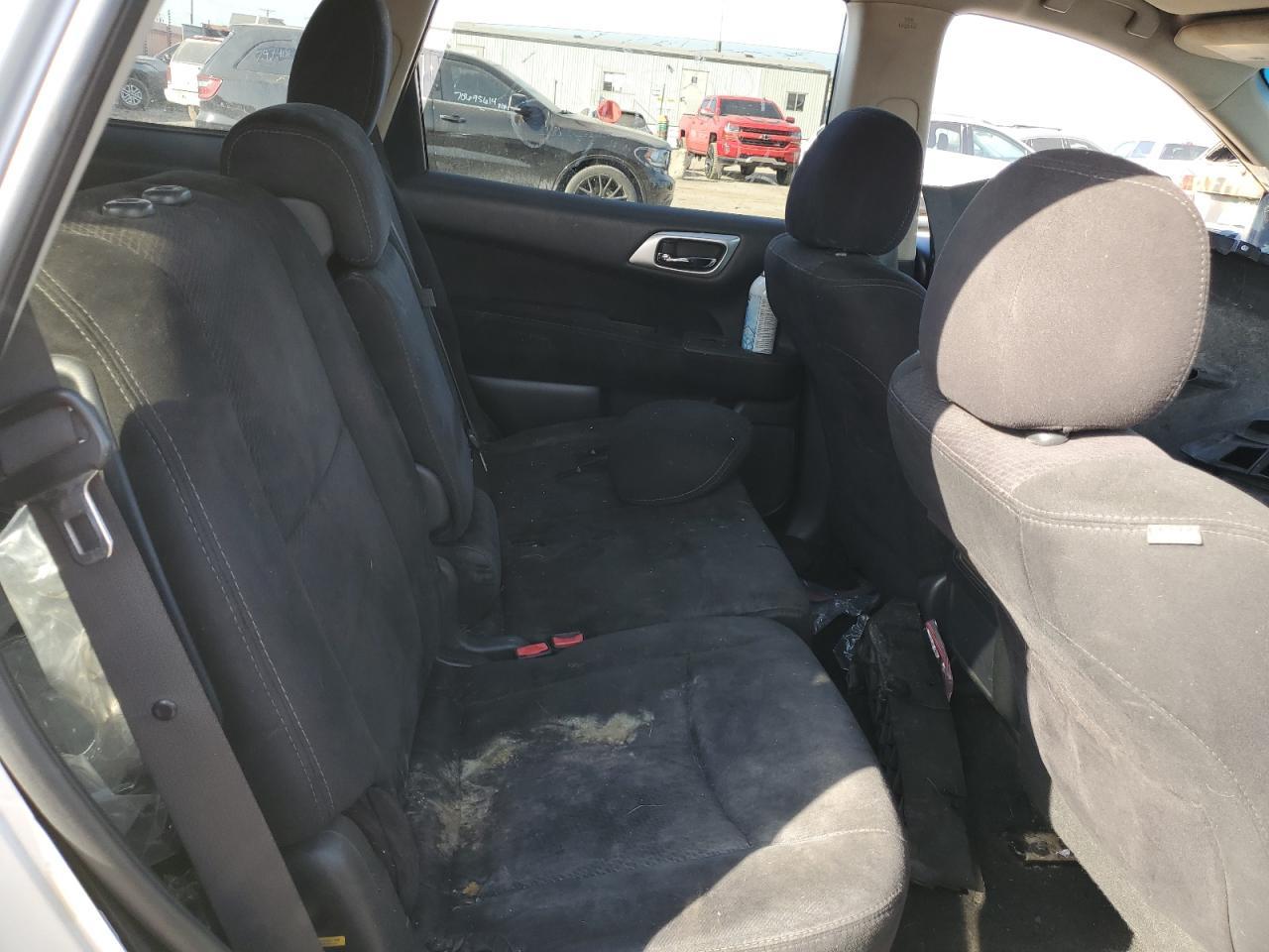 2016 NISSAN PATHFINDER