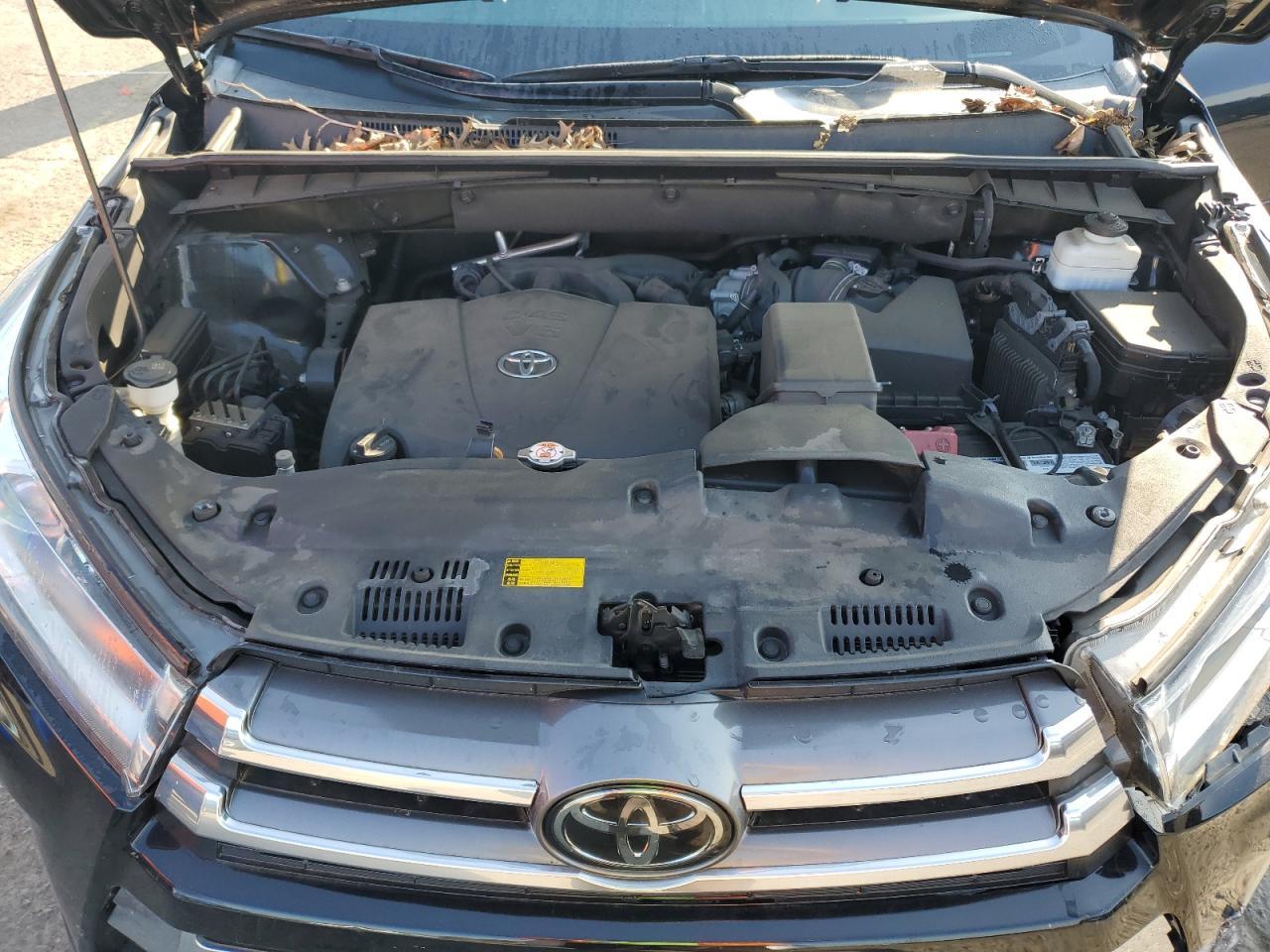 2019 TOYOTA HIGHLANDER