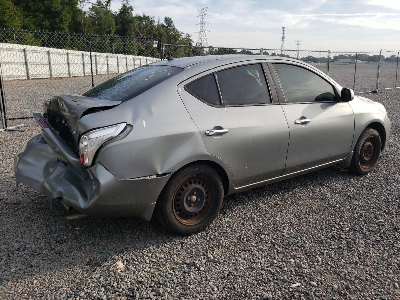 2014 NISSAN VERSA