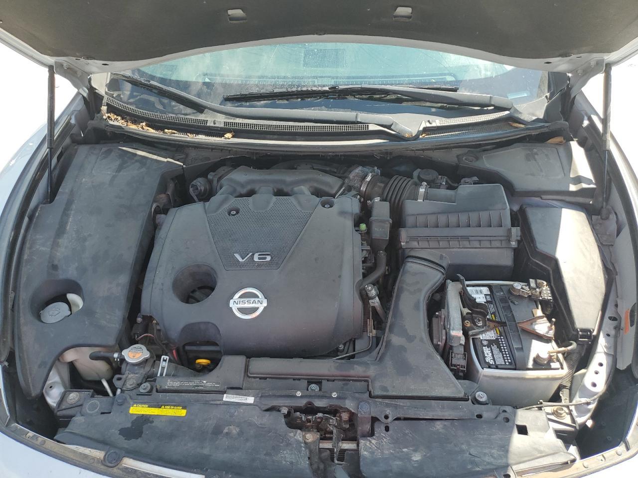 2011 NISSAN Maxima