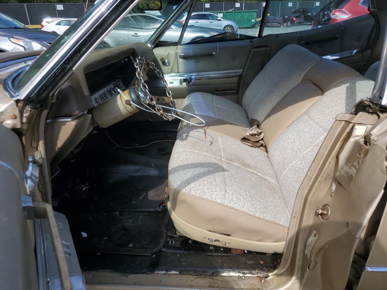 1967 CADILLAC Deville