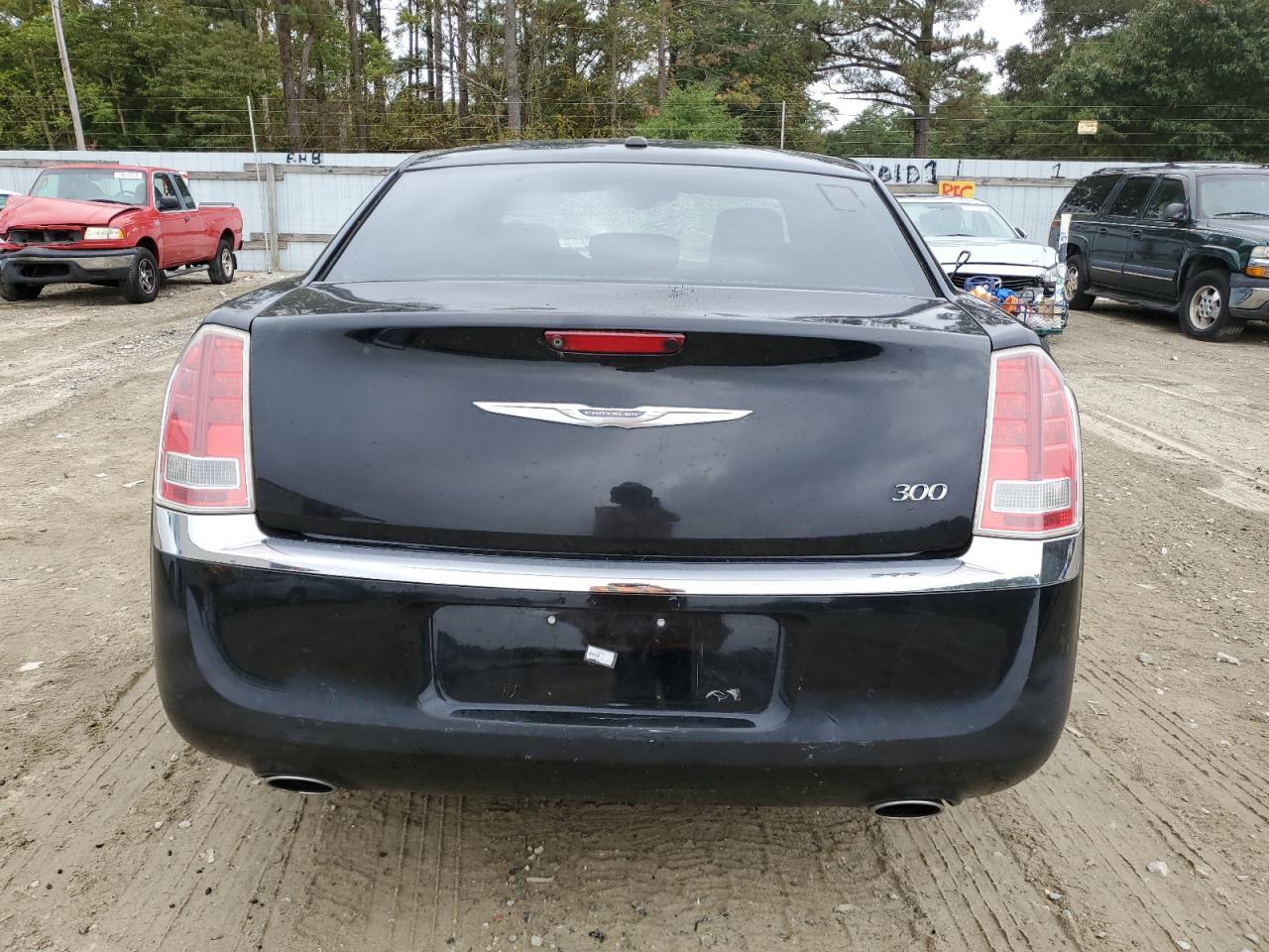 2012 CHRYSLER 300