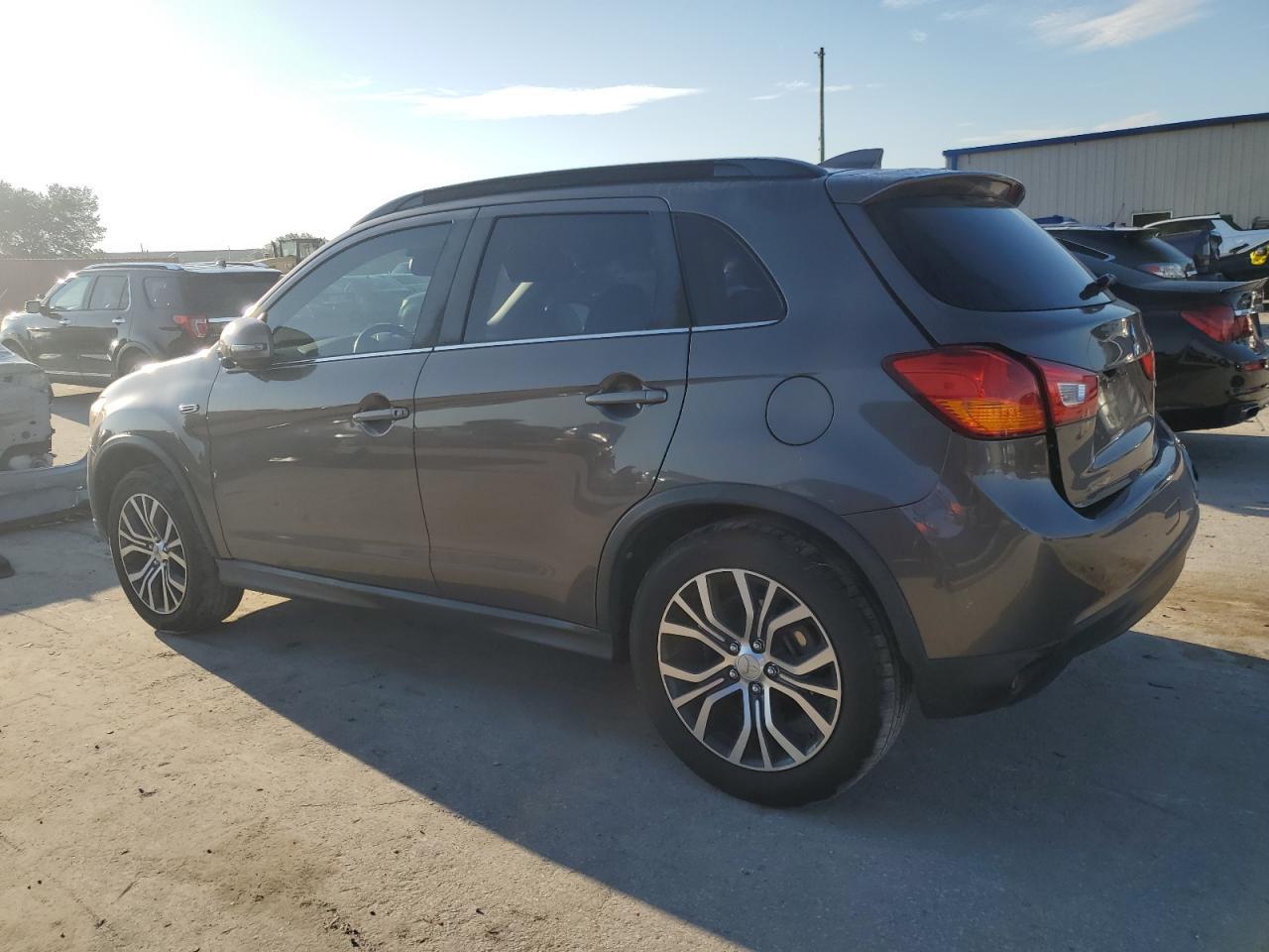 2017 MITSUBISHI outlander