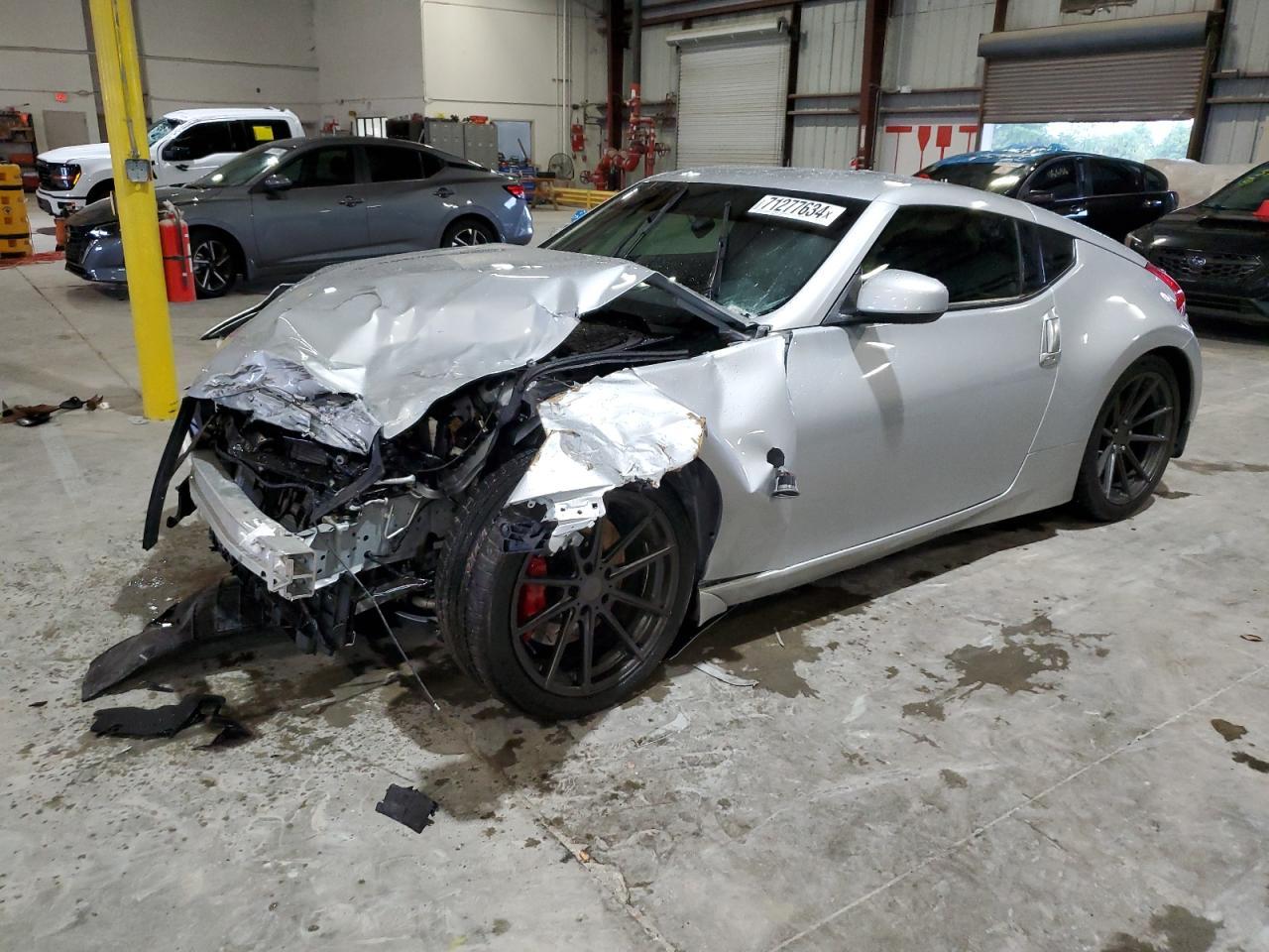 2016 NISSAN 370Z