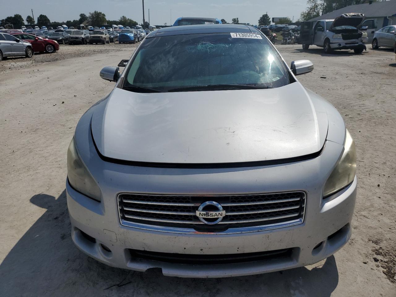 2011 NISSAN Maxima