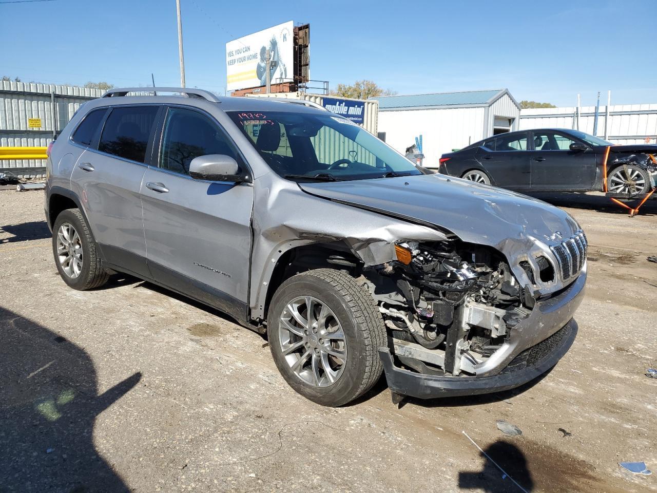 2019 JEEP CHEROKEE