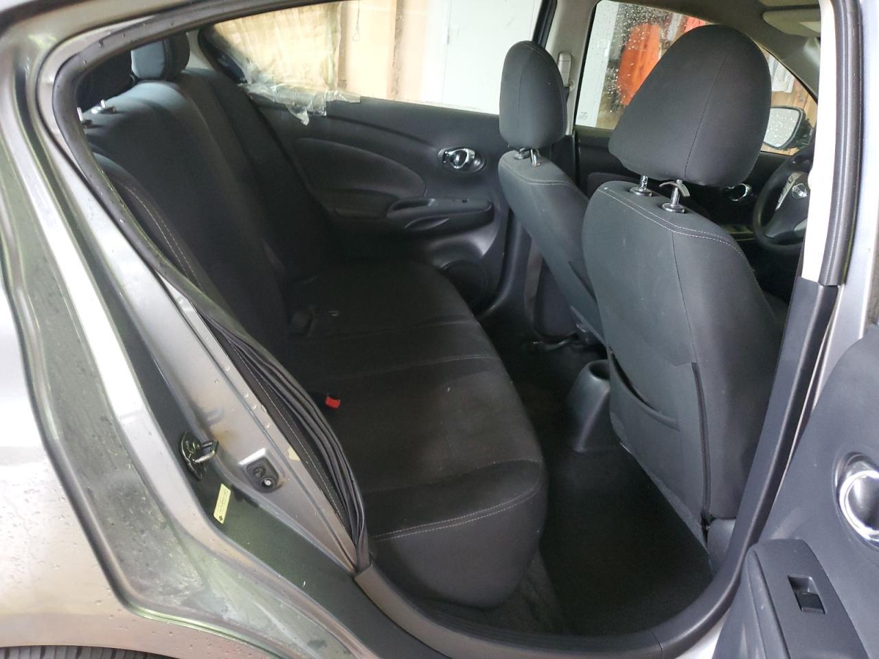 2019 NISSAN VERSA