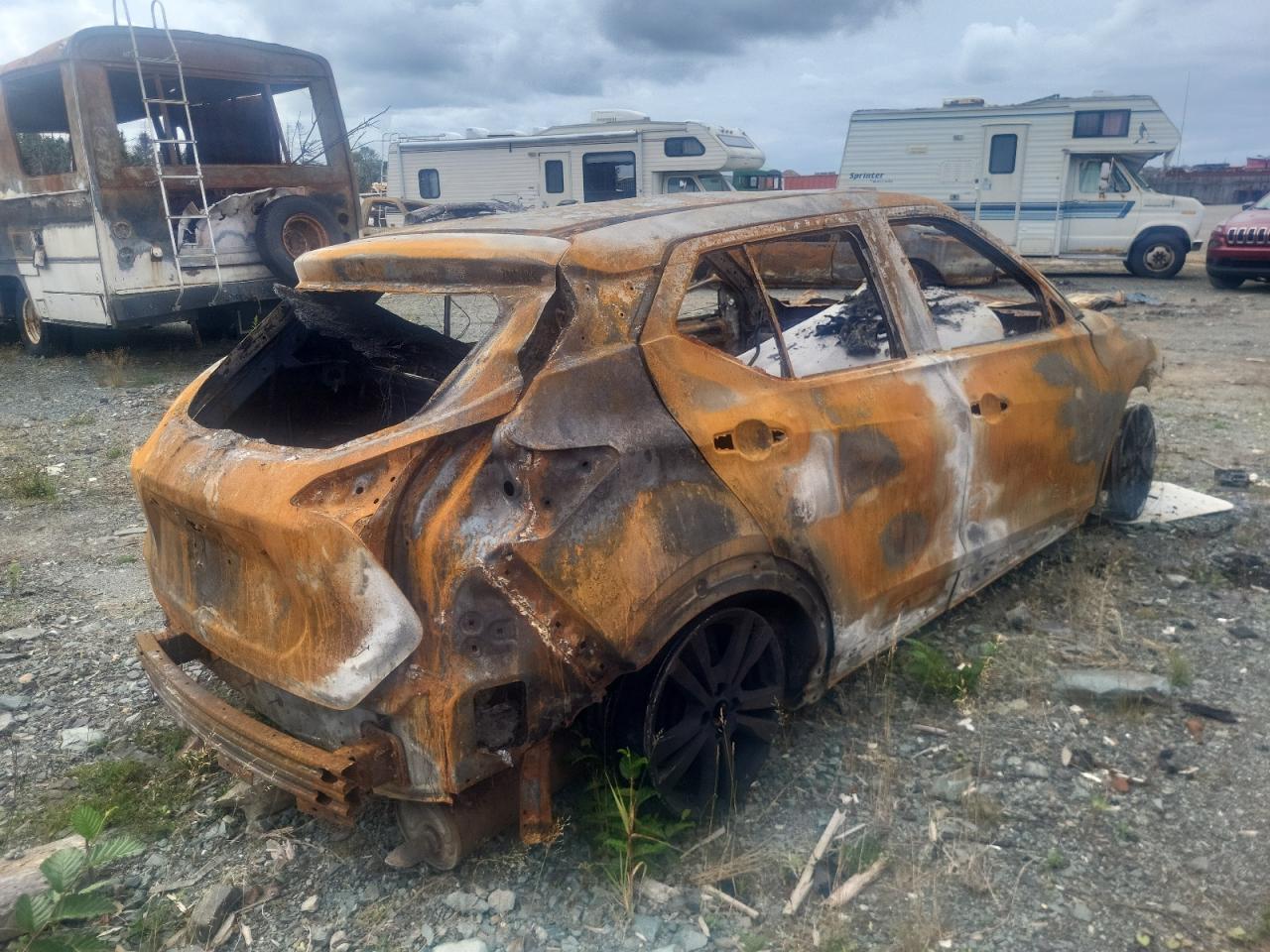 2020 NISSAN KICKS