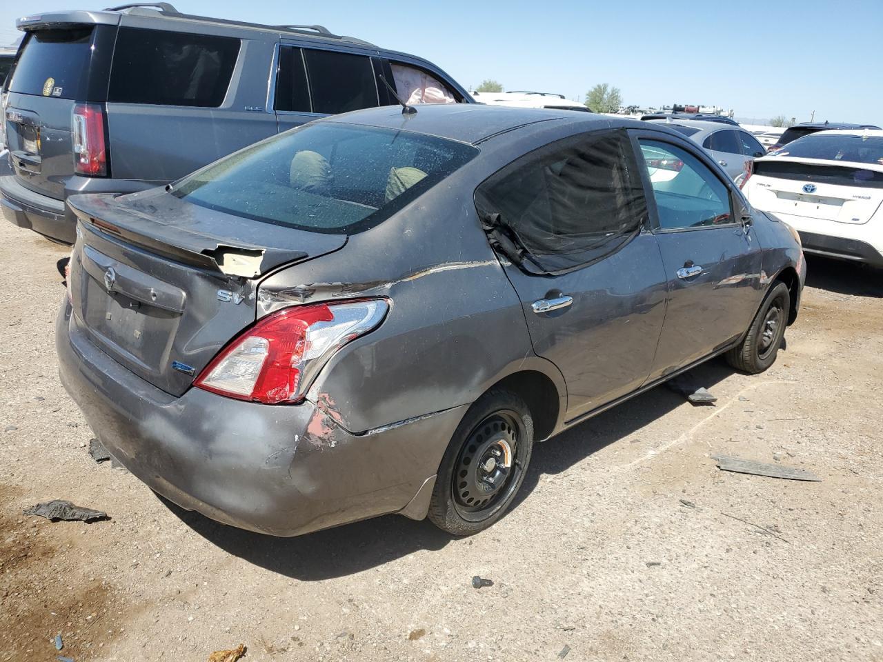 2013 NISSAN VERSA